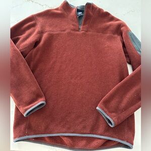 Arcteryx Men's Quarter-Zip Fleece pullover.  Size L